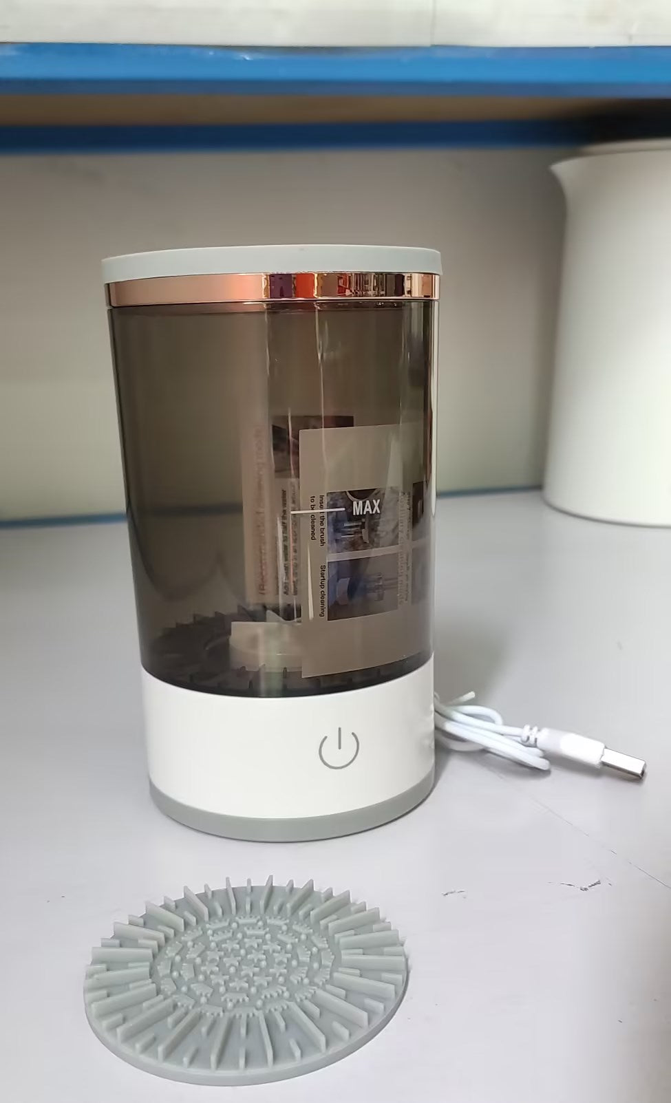 Electric Makeup Brush Cleaner & Spinner - product image 4