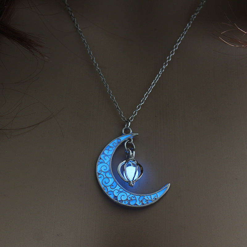 Glow-in-the-Dark Pendant Necklace - product image 5