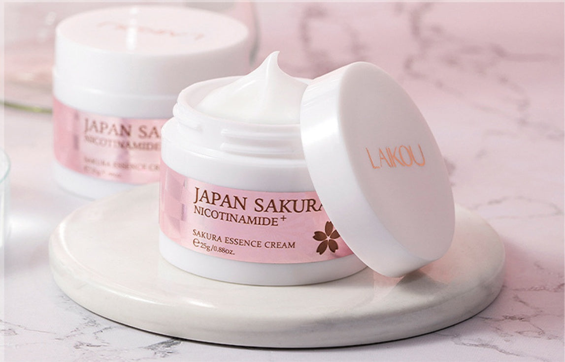 Moisturizing Face Cream & Serum Collection - View 6