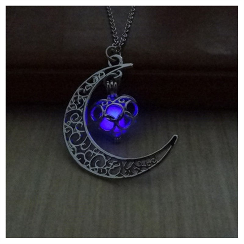 Glow-in-the-Dark Pendant Necklace - product image 8