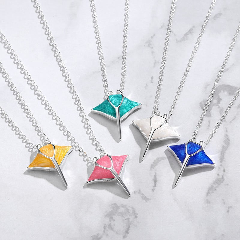 Manta Ray Pendant Necklace - product image 4