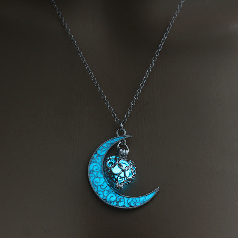 Glow-in-the-Dark Pendant Necklace - product image 15