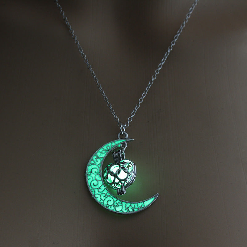 Glow-in-the-Dark Pendant Necklace - product image 3