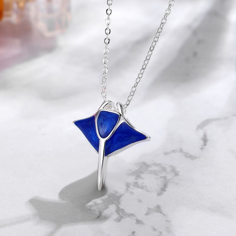 Manta Ray Pendant Necklace - product image 5