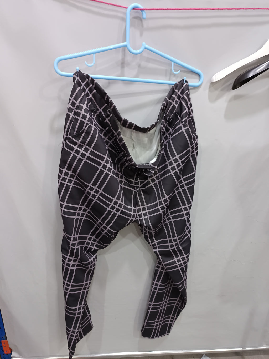 Men's Plaid Print Casual Pants – Loose Fit, Lightweight - product image 3